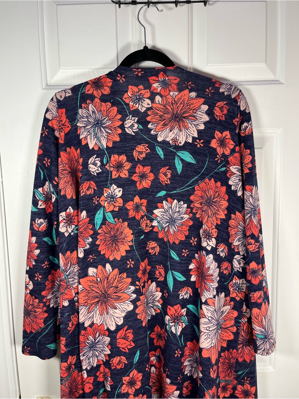 LuLaRoe Floral Duster Cardigan Size Medium - Picture 9 of 16